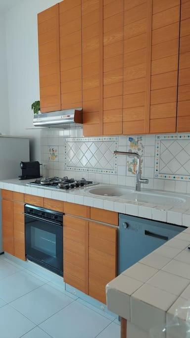 Apartmán Giulia Town House Tra Citta E Mare Salerno Exteriér fotografie
