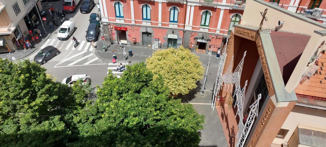 Apartmán Giulia Town House Tra Citta E Mare Salerno Exteriér fotografie